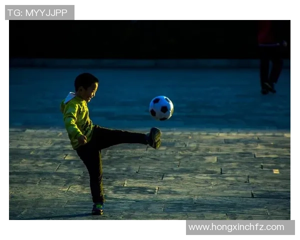 足球胡流水的魅力与技巧探讨以及如何提升个人水平的实用建议